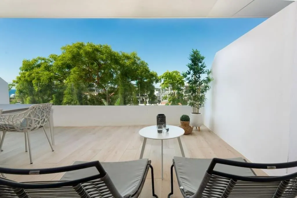 The Cozy Apartment At One80 Suites, Estepona Spain