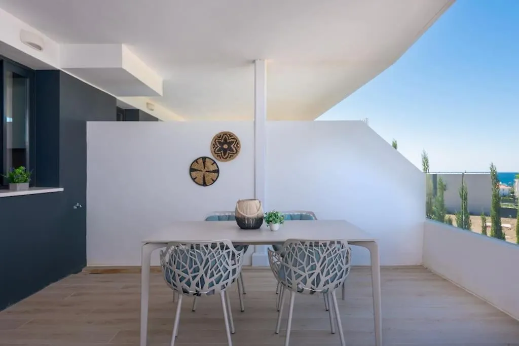 The Cozy Apartment At One80 Suites, Estepona